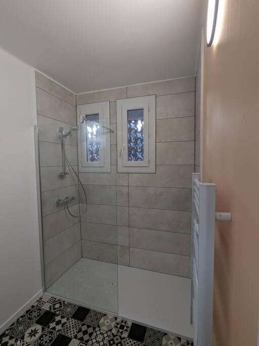 Appartment - Vue Imprenable Sur La Cite Medievale - Parking Gratuit - Climatise Carcassonne Exterior photo